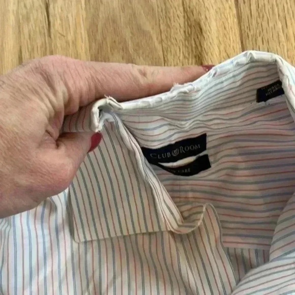 Club Room Easy Care pink and blue pinstriped‎ button down - size 16.5/ 34/35 / L - Picture 5 of 6